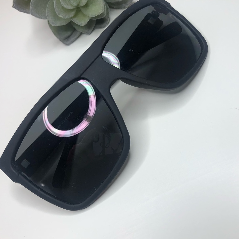 Quay Australia Barnun Sunglasses